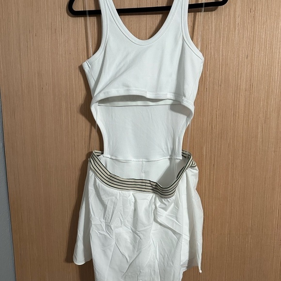 Offline by Aerie White Ribbed Tank Tennis Skort Dress, Size Large (v) - Picture 5 of 9